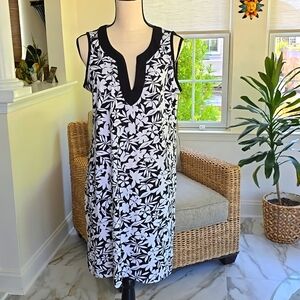 LANDS END black & white print dress